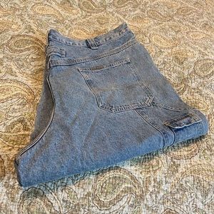 Riveted by Lee Women’s Cargo Jean Capri’s